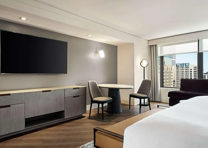 Hilton Grand Vacations Club Magnificent Mile 3*