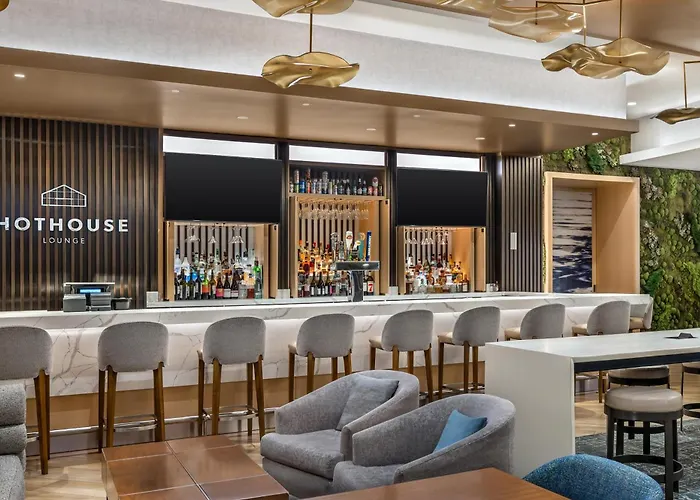 Hilton Grand Vacations Club Magnificent Mile Hotel Chicago