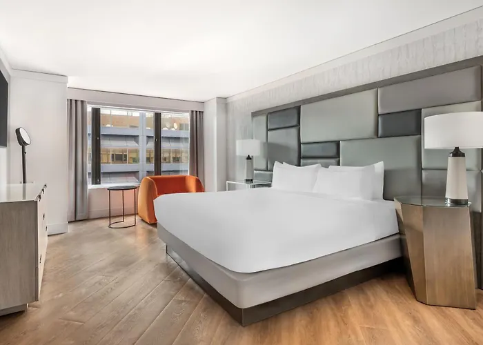 Hilton Grand Vacations Club Magnificent Mile