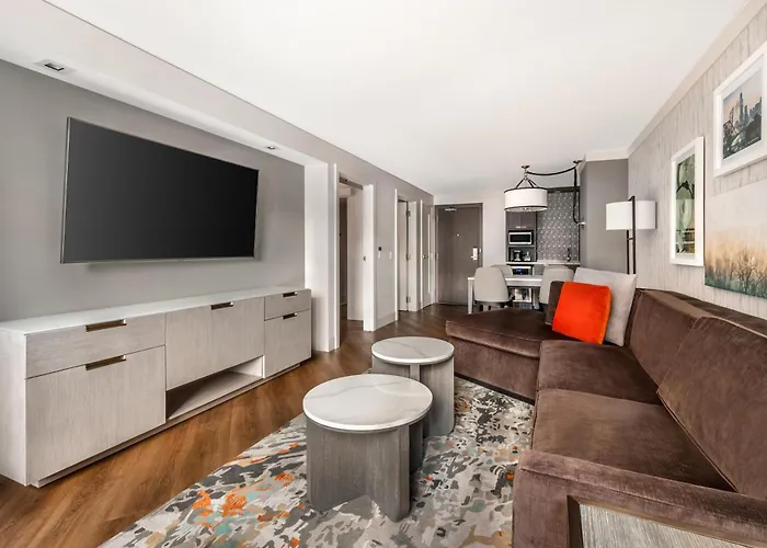 Hilton Grand Vacations Club Magnificent Mile Hotel 3*
