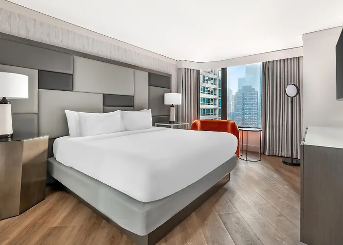 Hilton Grand Vacations Club Magnificent Mile Hotel